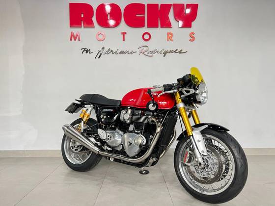 TRIUMPH THRUXTON R 